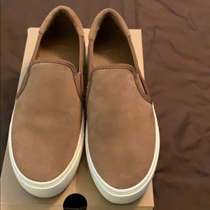UGG Jass Double Gore Sneakers